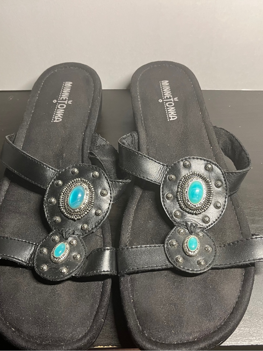 Minnetonka Black Leather Slide Sandals with Turquoise Accents